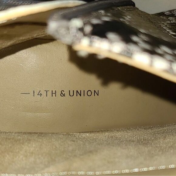 NEW 14TH & UNION Braxton snakeskin booties - Picture 6 of 7